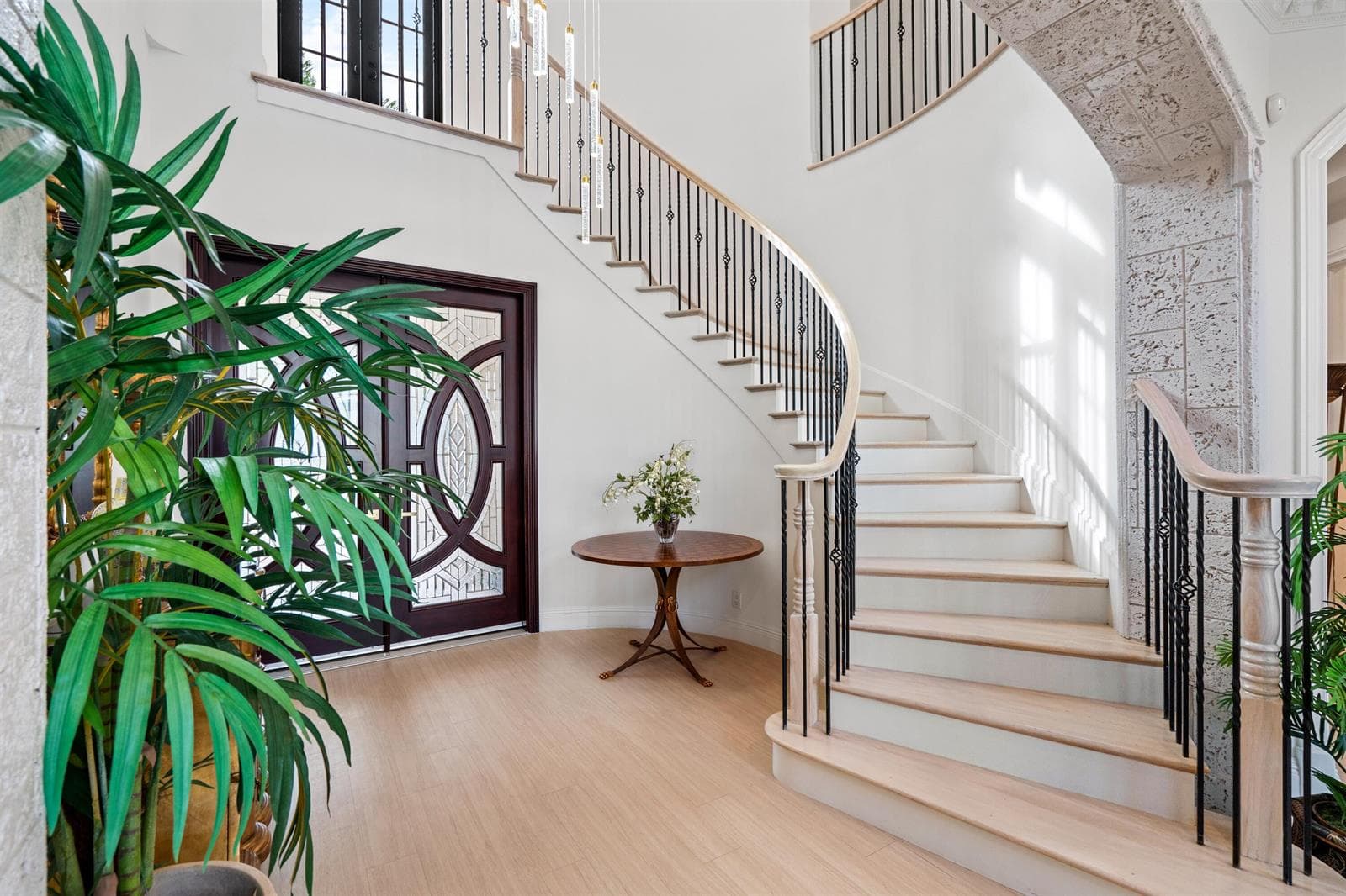 FOYER_DT