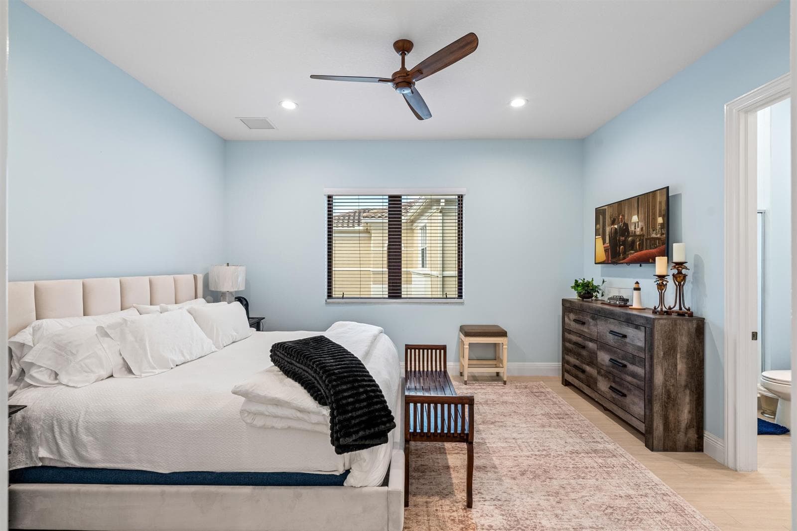 BEDROOM_3_DT