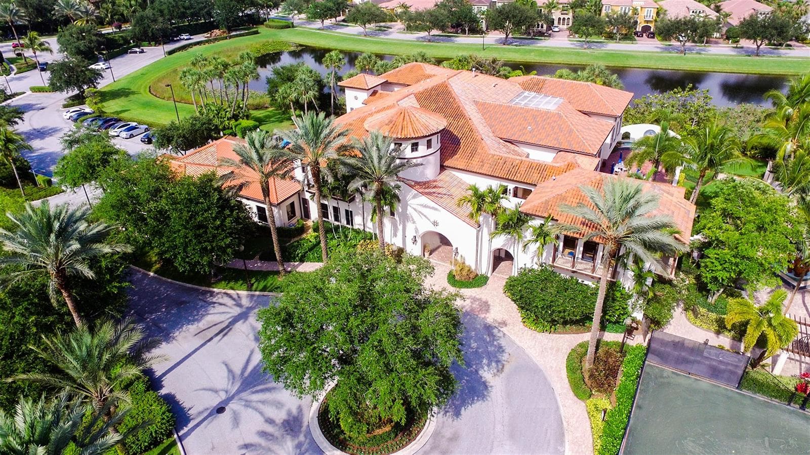 Clubhouse 1