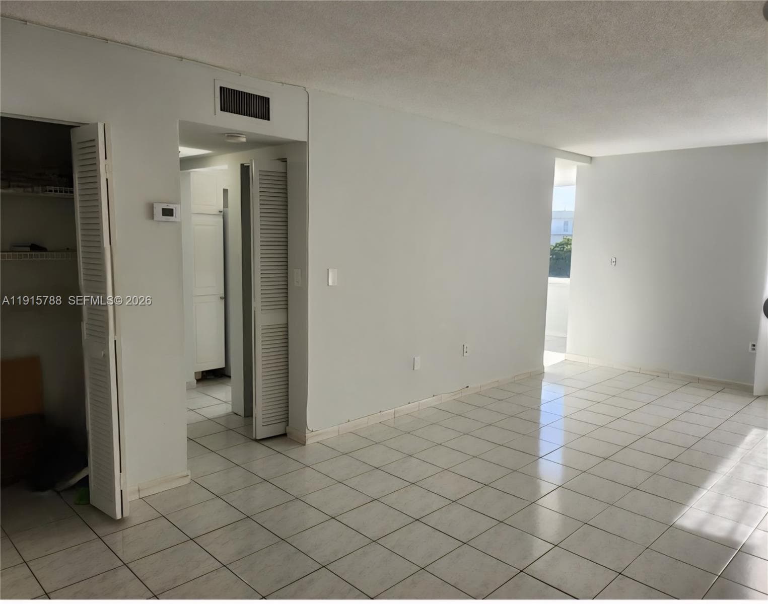 Caribbean Breeze · #510 in Sunny Isles Beach - Photo 6