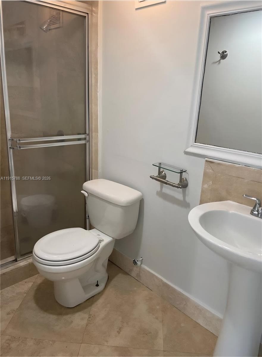Caribbean Breeze · #510 in Sunny Isles Beach - Photo 19