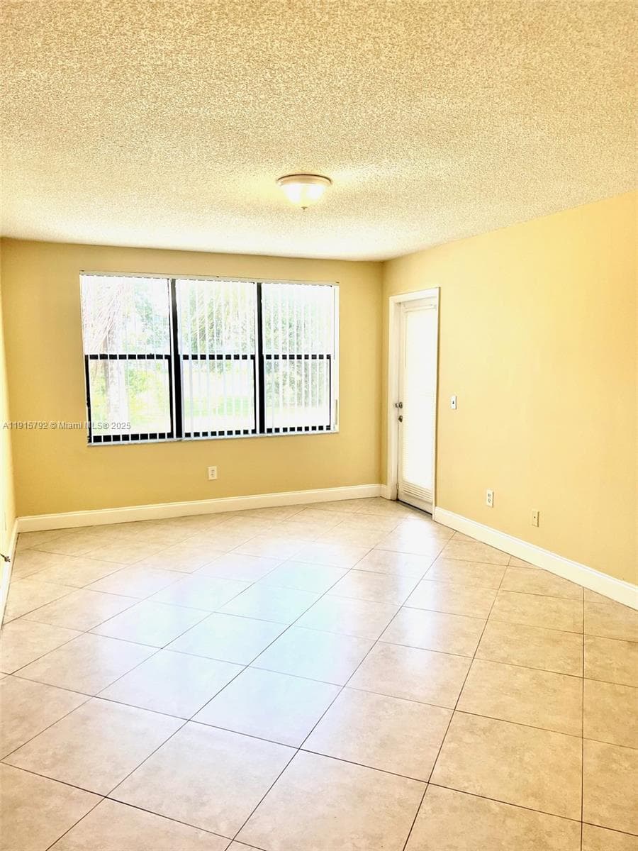PALM AIRE GARDENS · #16 in Pompano Beach - Photo 2