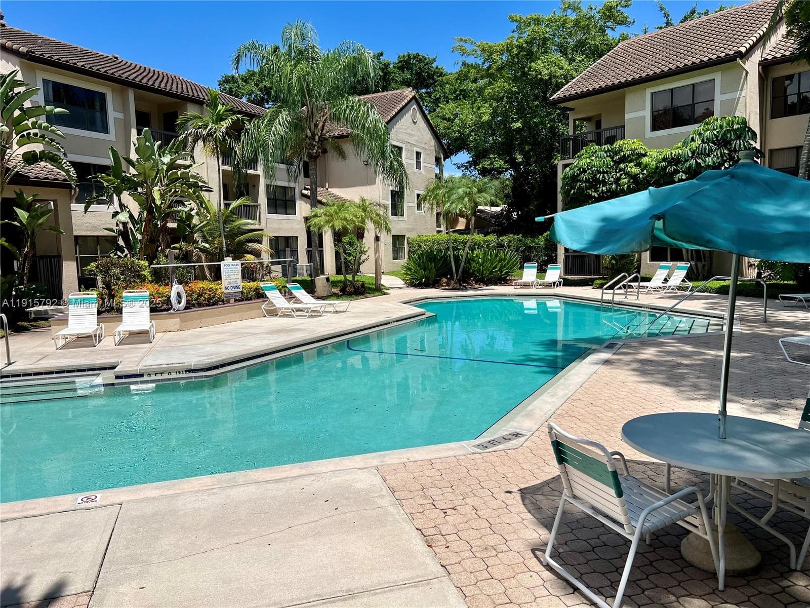 PALM AIRE GARDENS · #16 in Pompano Beach - Photo 12