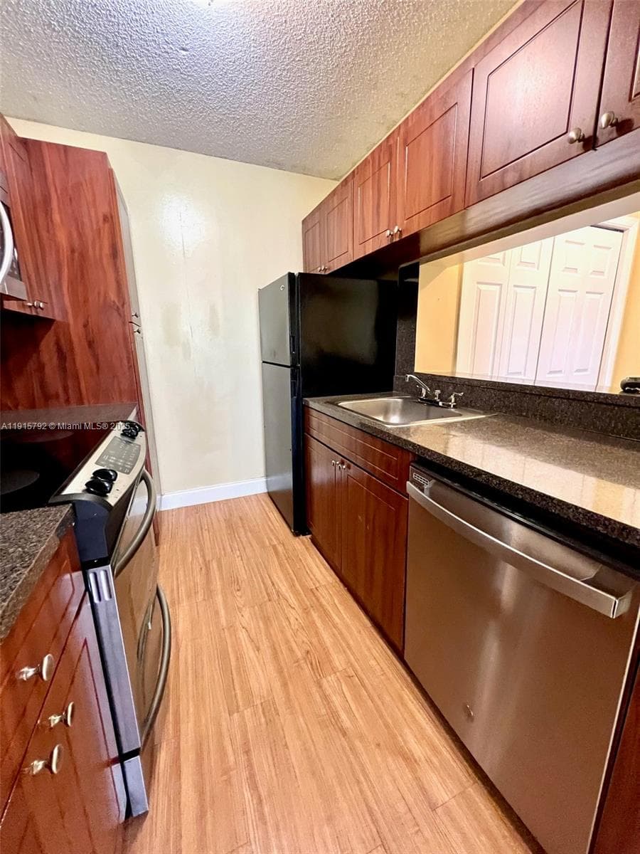 PALM AIRE GARDENS · #16 in Pompano Beach - Photo 4
