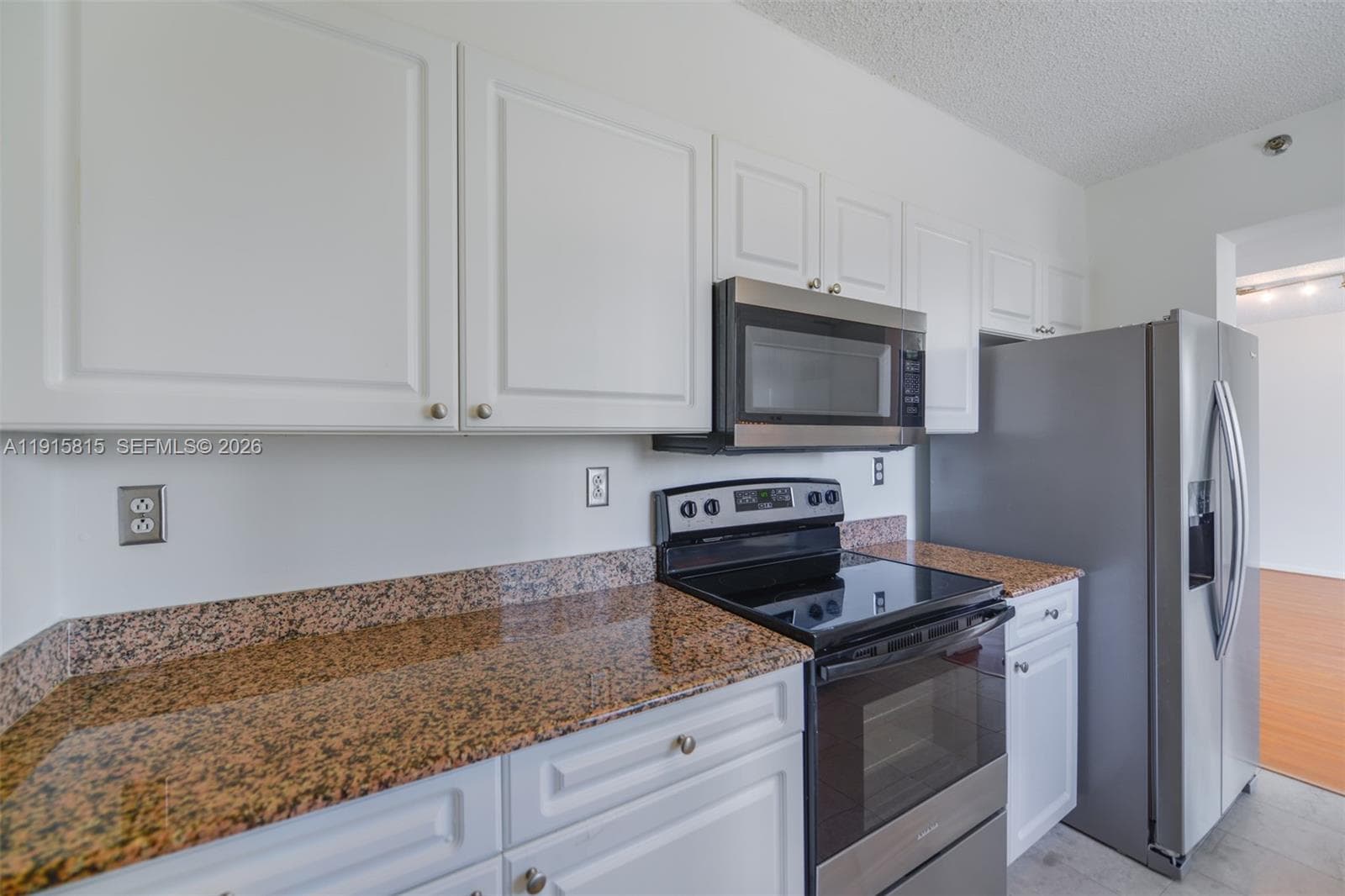 THE GRANDVIEW CONDO · #506 in Miami Beach - Photo 7