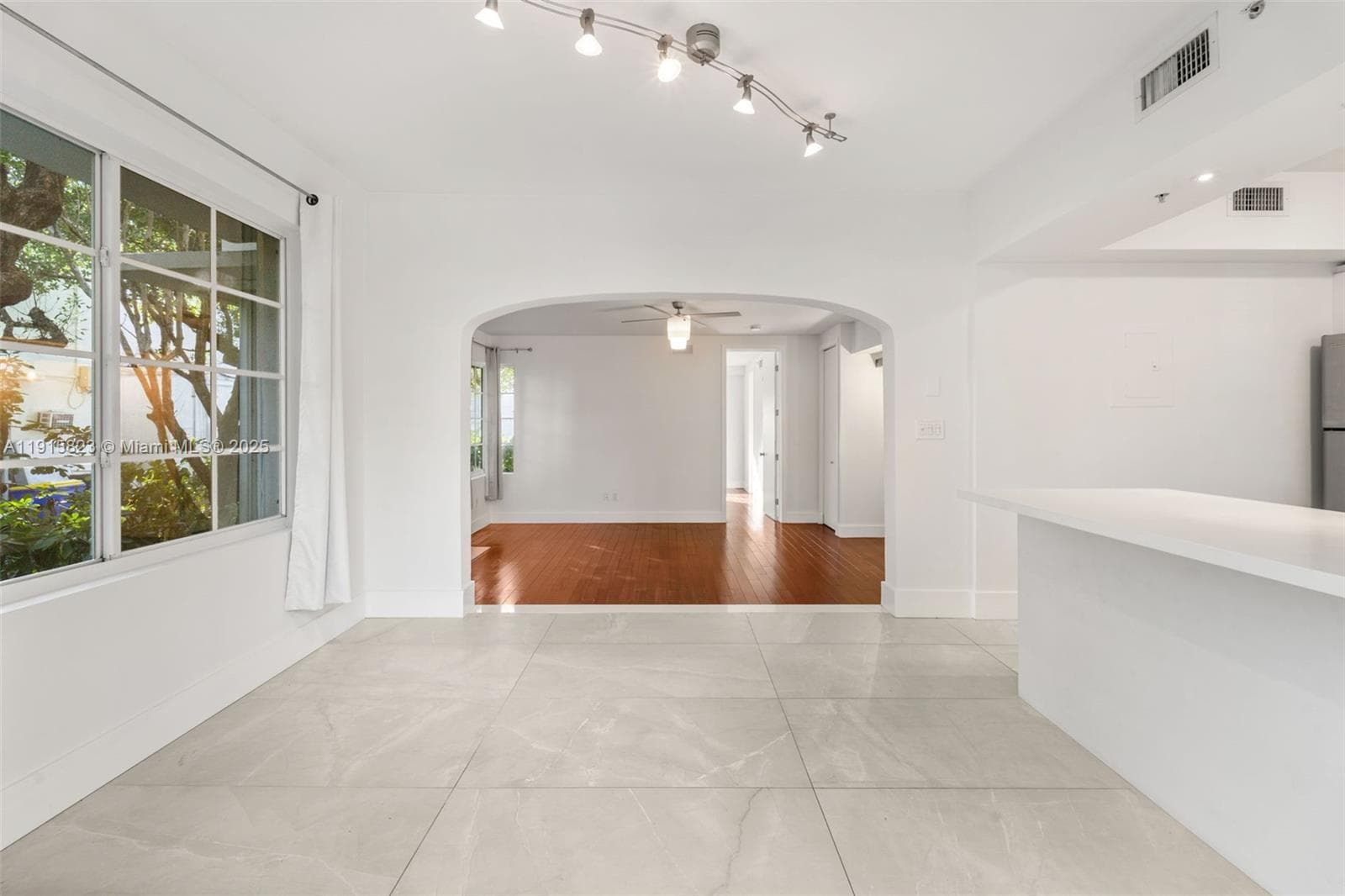 VILLA LUCCA CONDO · #1C in Miami Beach - Photo 6