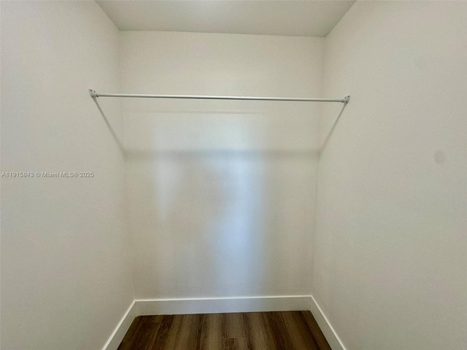 LAKEVIEW CLUB CONDO · #103 in Oakland Park - Photo 12