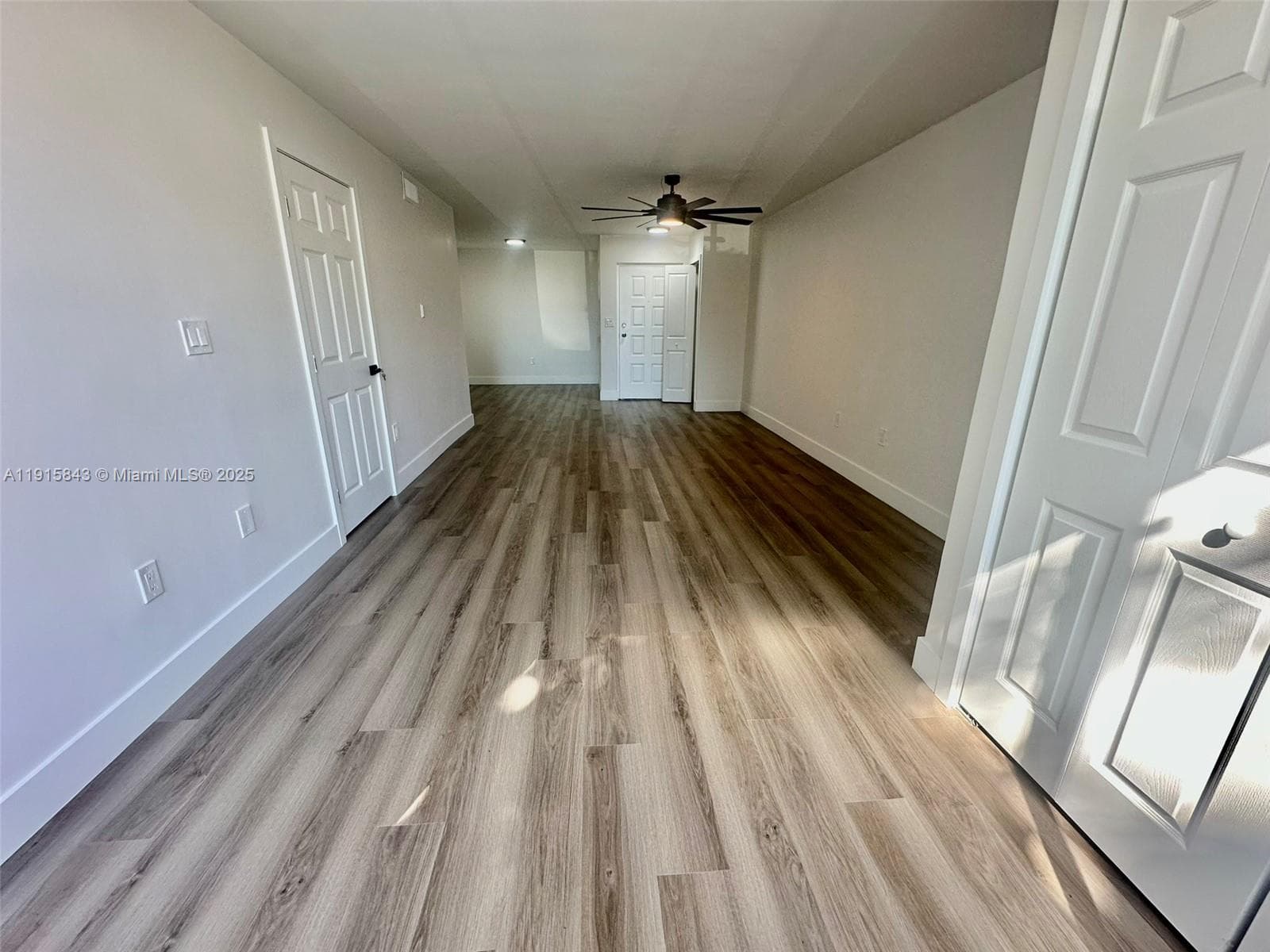 LAKEVIEW CLUB CONDO · #103 in Oakland Park - Photo 5