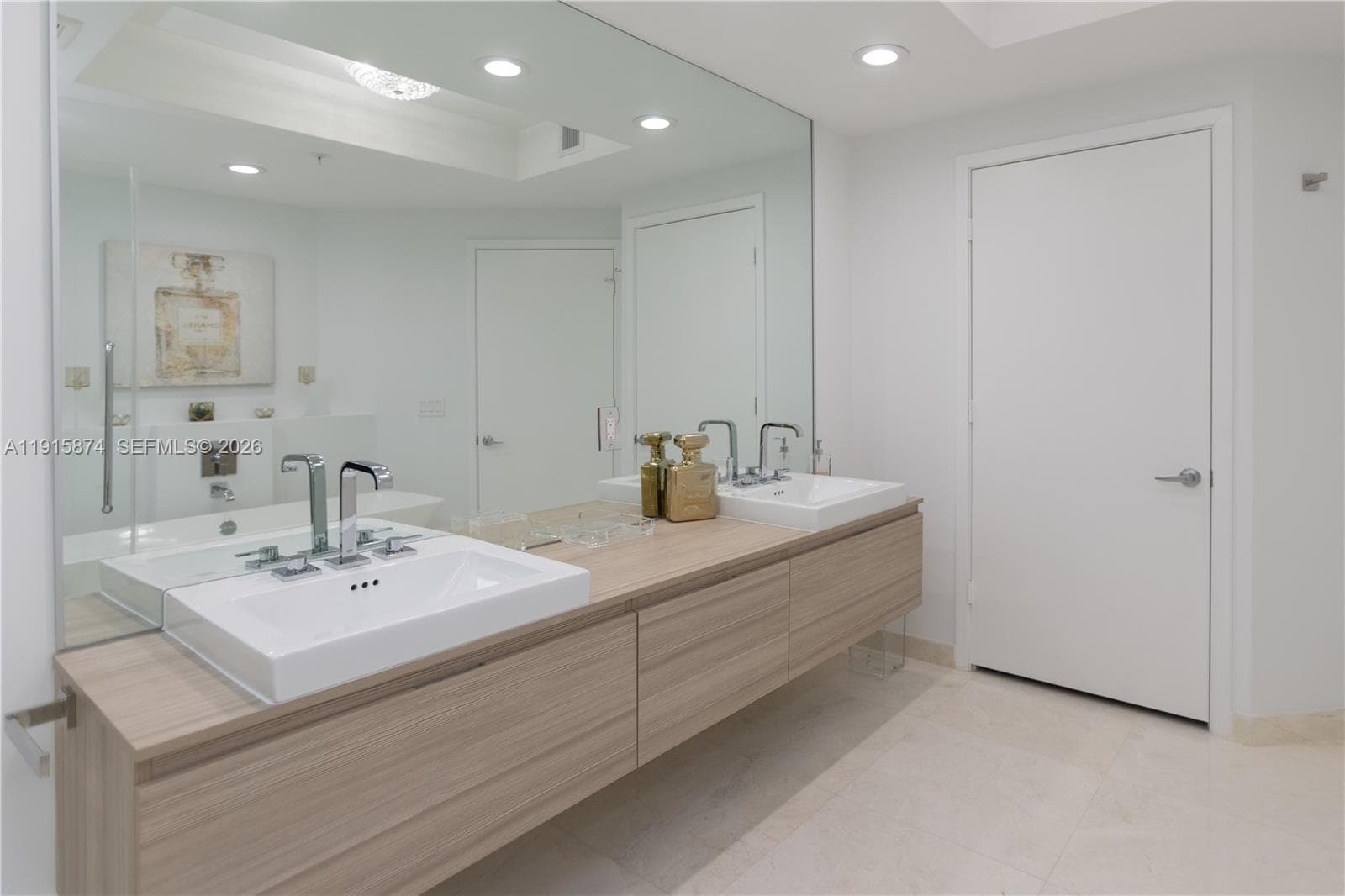 Marina Palms South · #505 in North Miami Beach - Photo 11