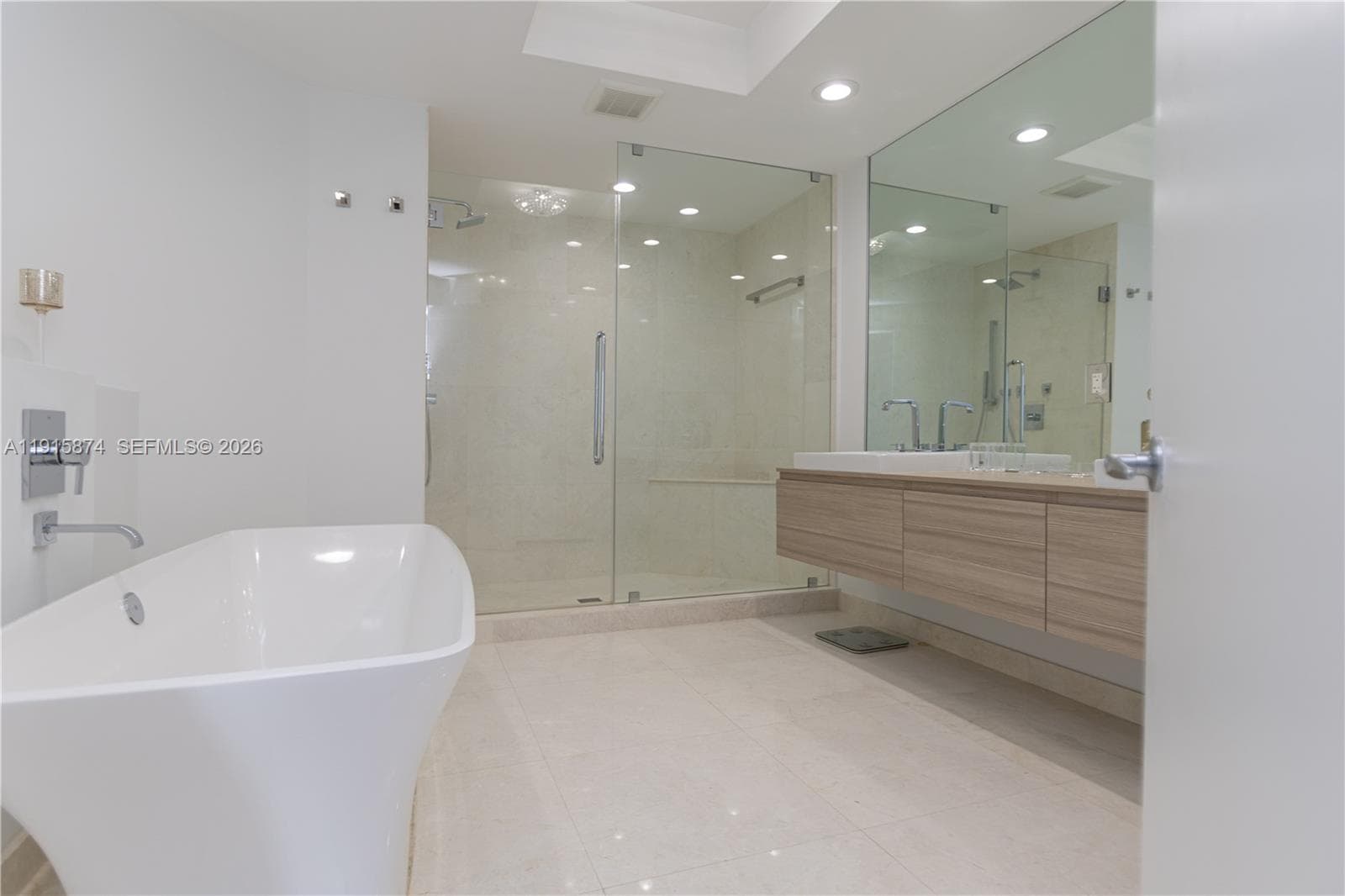 Marina Palms South · #505 in North Miami Beach - Photo 8
