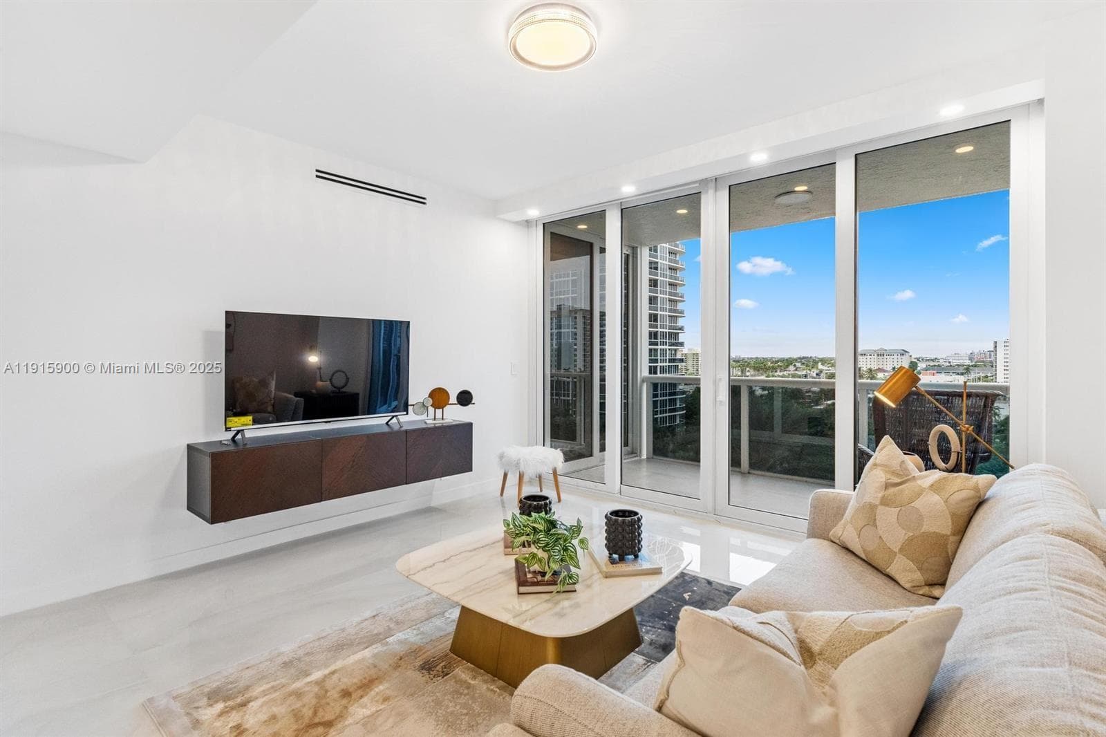 LHERMITAGE II CONDOMINIUM · #702 in Fort Lauderdale - Photo 11