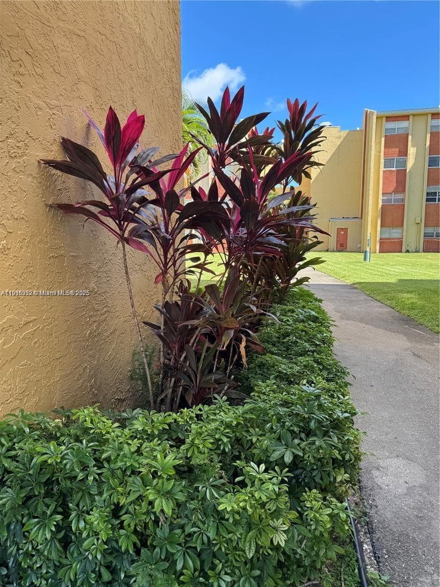 SUNSET HILLS I CONDOMINIU · #114 in Lauderdale Lakes - Photo 12