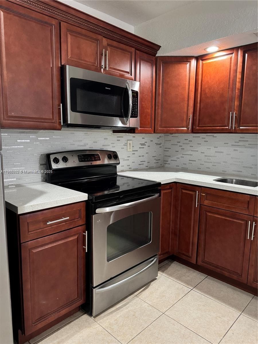 SUNSET HILLS I CONDOMINIU · #114 in Lauderdale Lakes - Photo 3