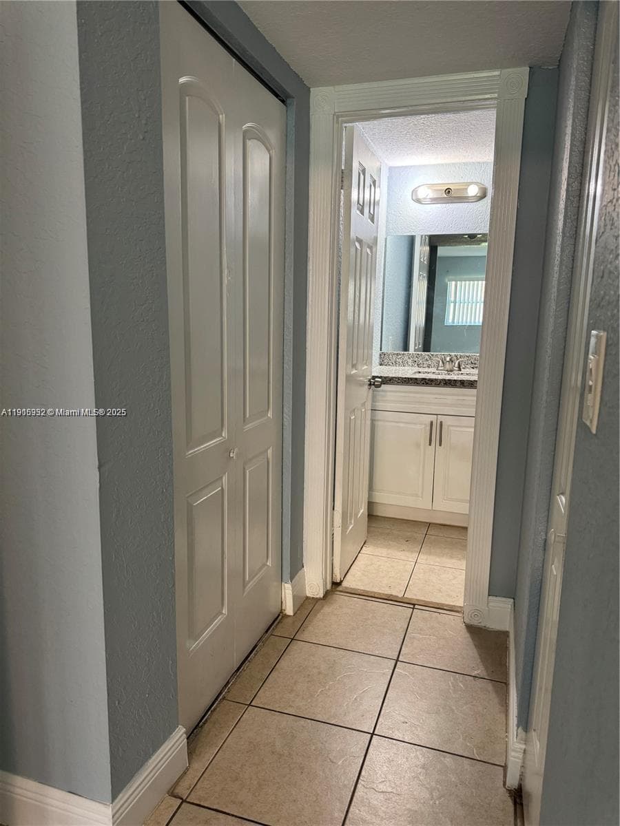 SUNSET HILLS I CONDOMINIU · #114 in Lauderdale Lakes - Photo 9