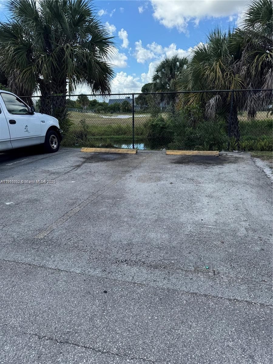 SUNSET HILLS I CONDOMINIU · #114 in Lauderdale Lakes - Photo 14