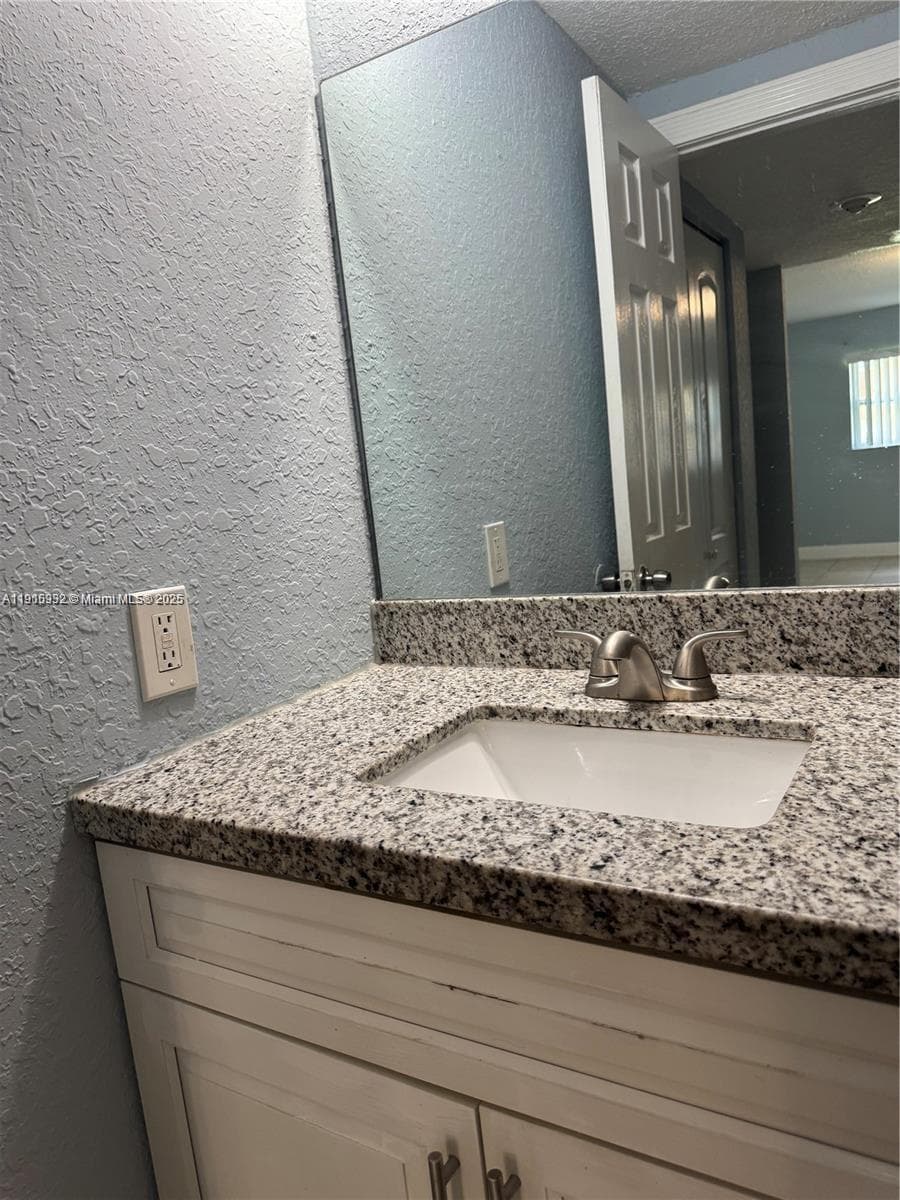 SUNSET HILLS I CONDOMINIU · #114 in Lauderdale Lakes - Photo 11