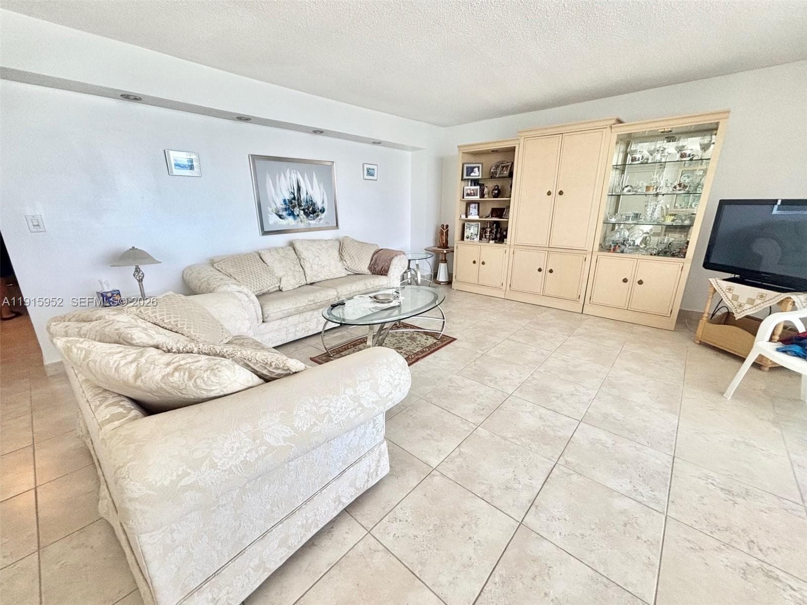 PARKER PLAZA CONDO ESTATE · #521 in Hallandale Beach - Photo 9