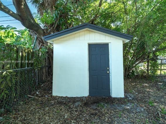 1508 NW 32nd Ave photo 22