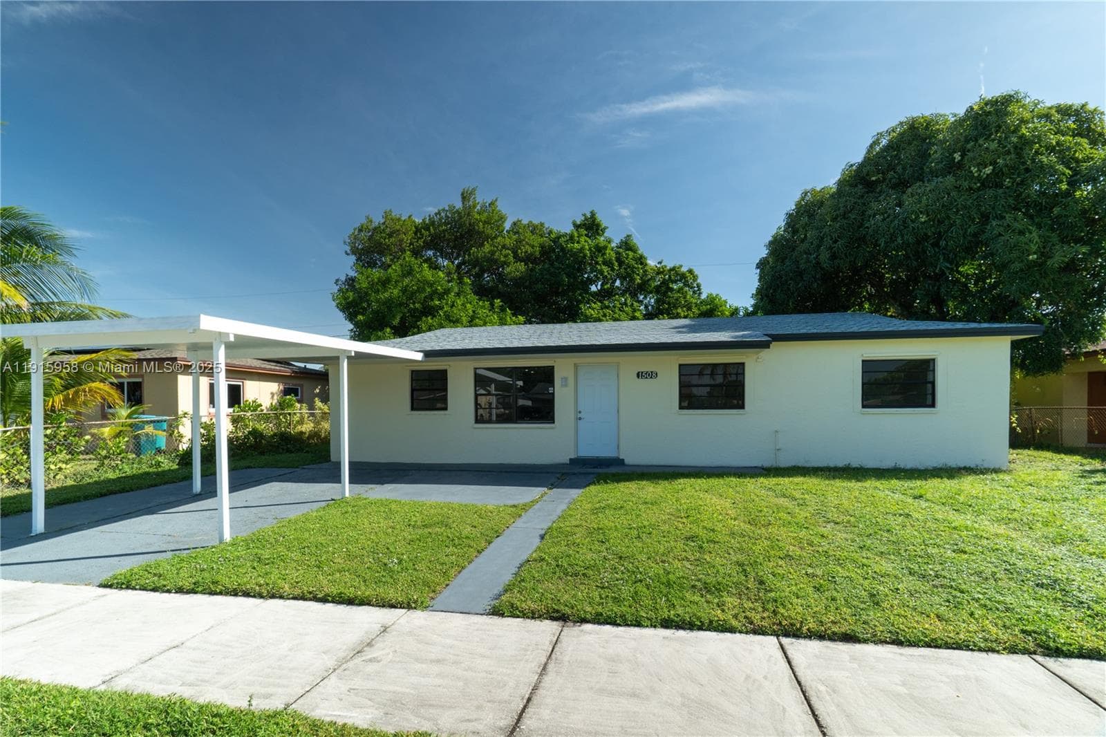 1508 NW 32nd Ave photo 1