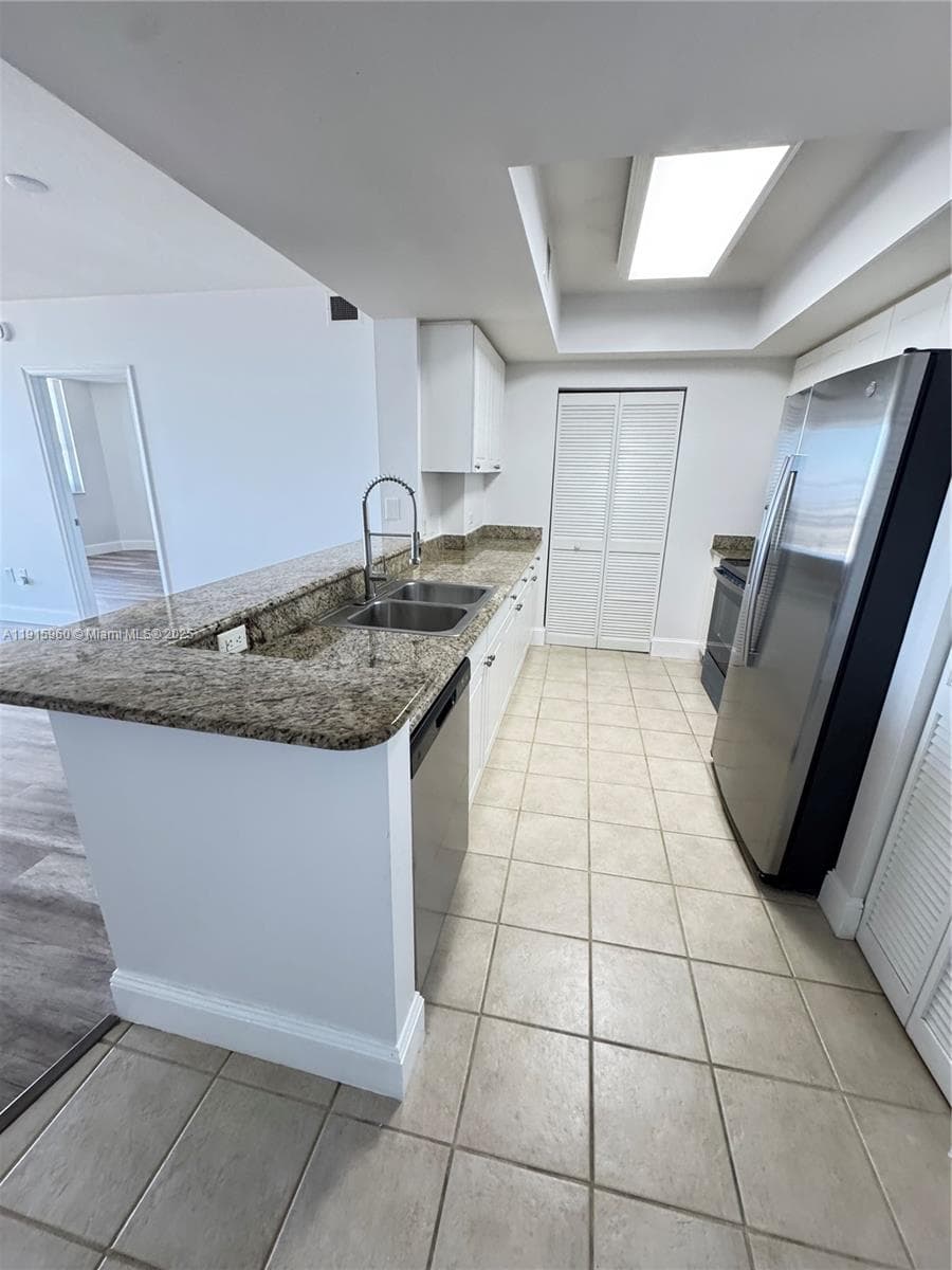TURNBERRY ON THE GREEN CO · #2310 in Aventura - Photo 9