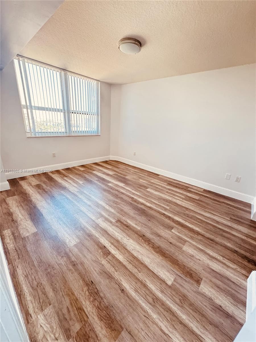 TURNBERRY ON THE GREEN CO · #2310 in Aventura - Photo 18