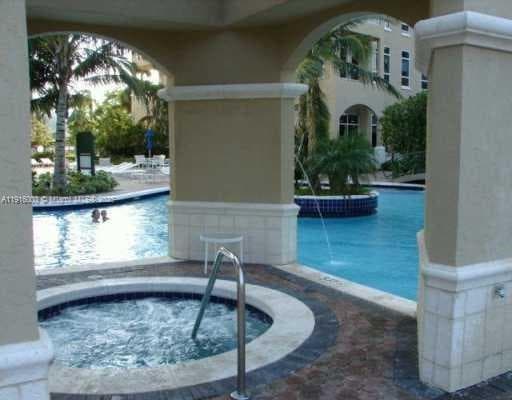TURNBERRY ON THE GREEN · #PH-06 in Aventura - Photo 19