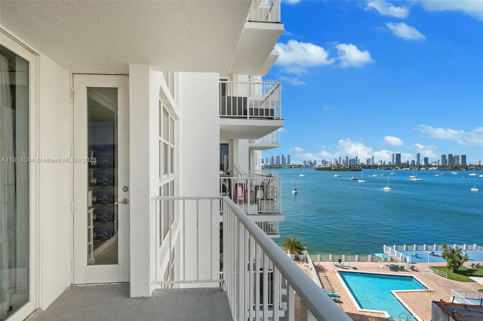 BAYVIEW TERR CONDO · #605 in Miami Beach - Photo 7