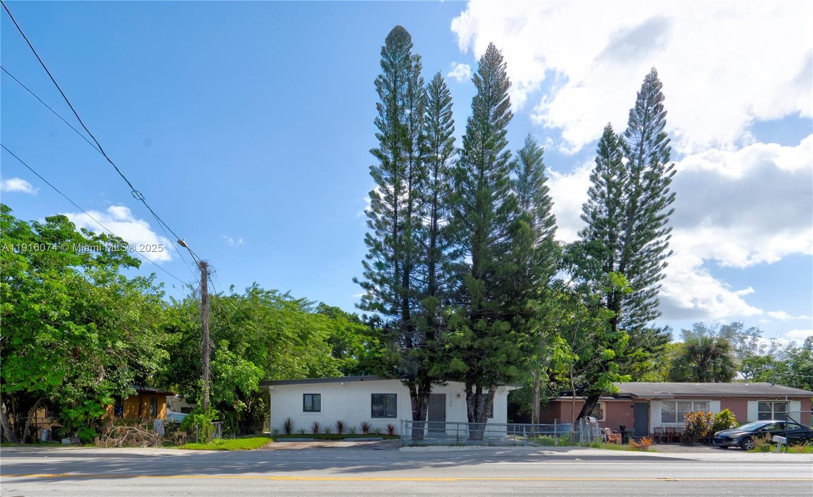 2736 NW 21st Ave photo 44