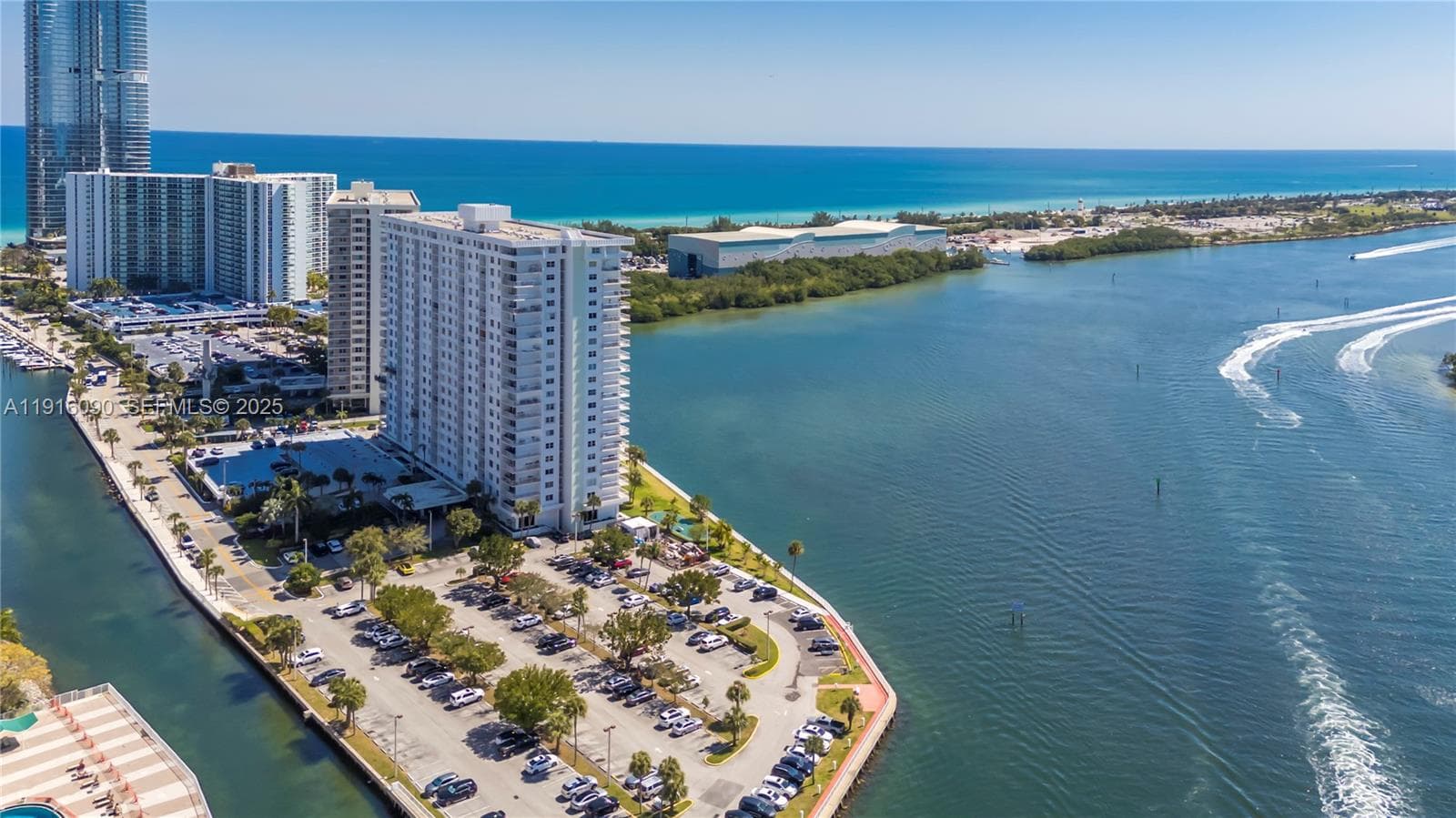 ARLEN HOUSE WEST CONDO · #231 in Sunny Isles Beach - Photo 2