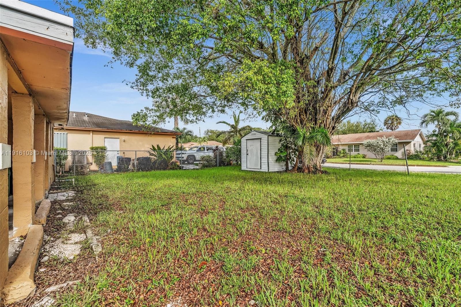 2800 NW 6th Ct photo 6