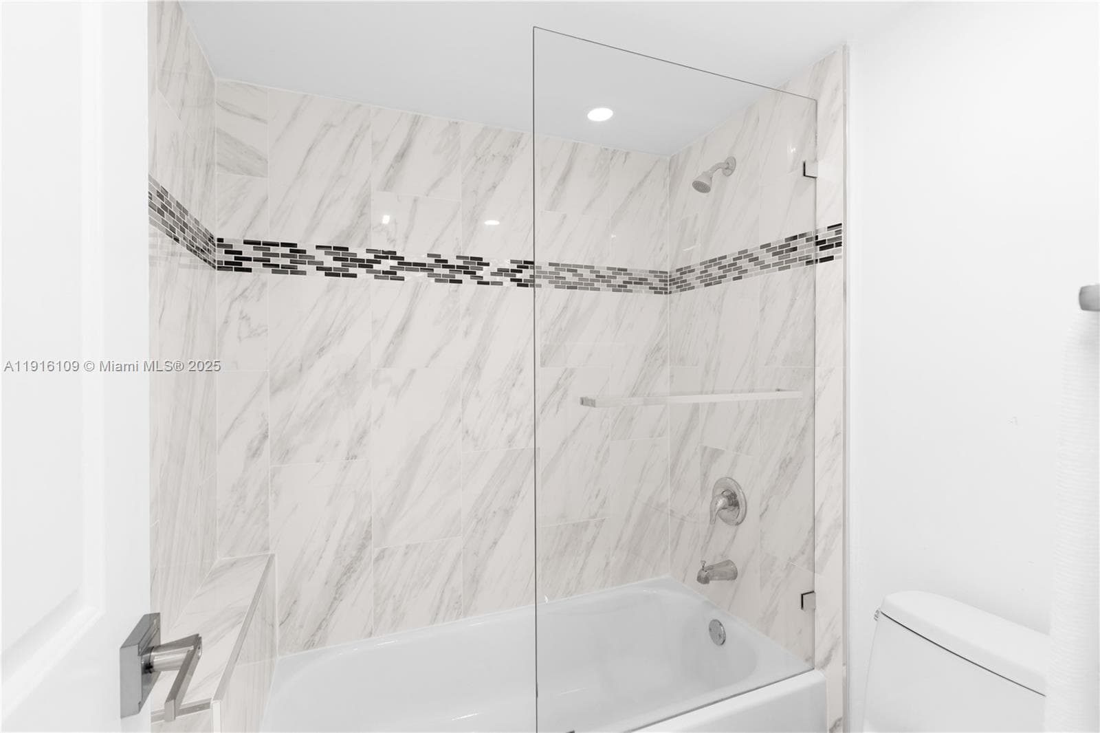 FLAMENCO CONDO TOWER I · #1805 in Aventura - Photo 23