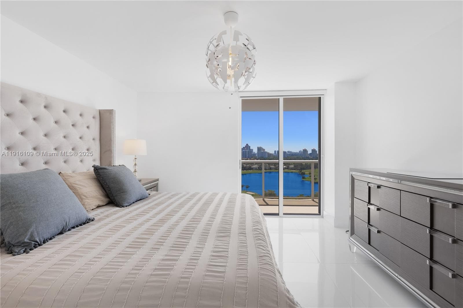 FLAMENCO CONDO TOWER I · #1805 in Aventura - Photo 17