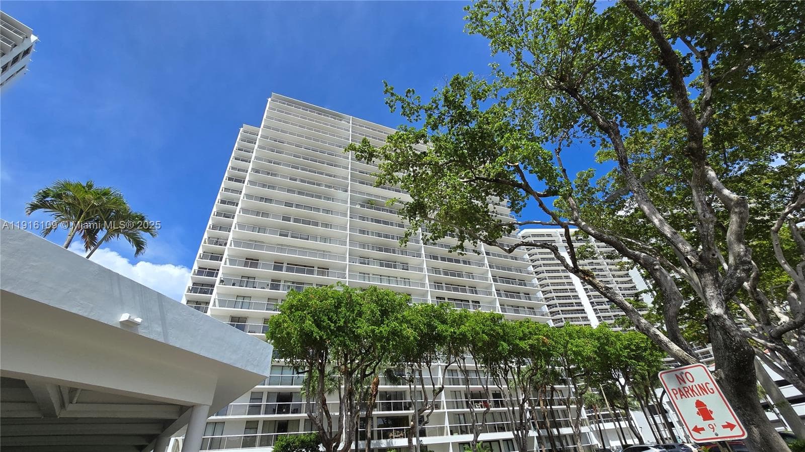 FLAMENCO CONDO TOWER I · #1805 in Aventura - Photo 38