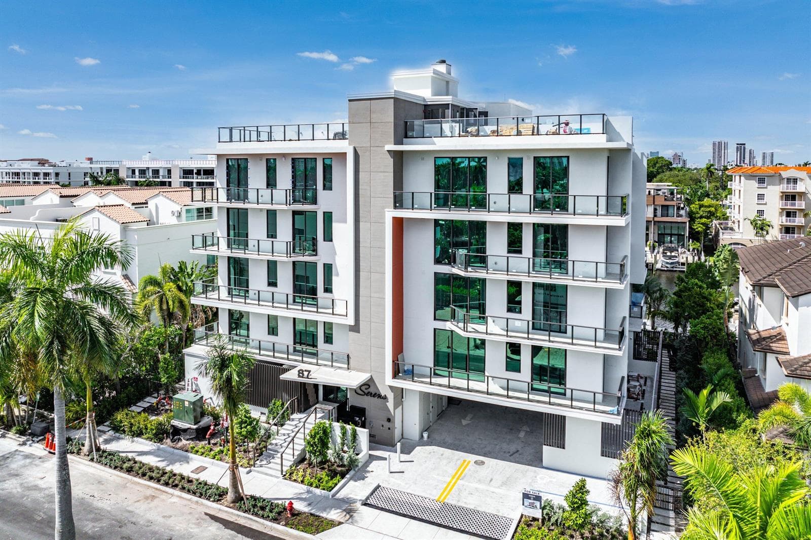 039-87IsleofVeniceDrive-FortLauderdale-F