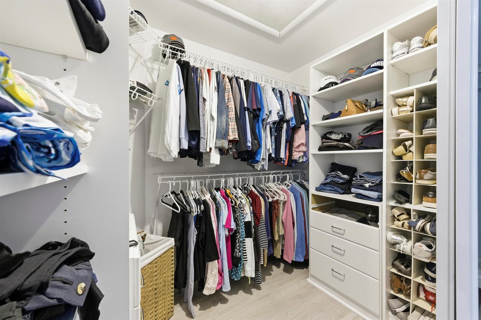 PRIMARY WALK-IN CLOSET