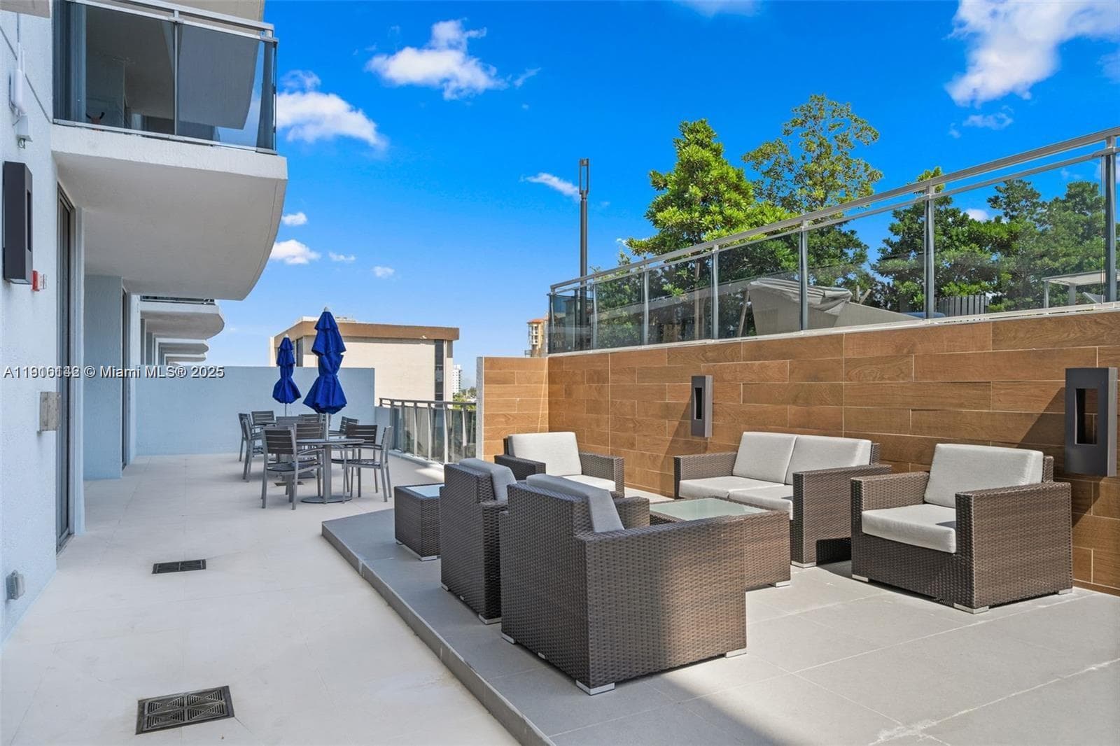 THE LEXI CONDO · #2010 in North Bay Village - Photo 33