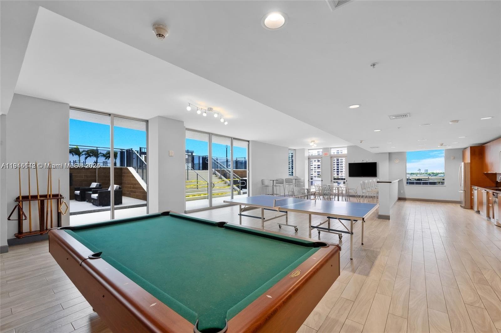 THE LEXI CONDO · #2010 in North Bay Village - Photo 40