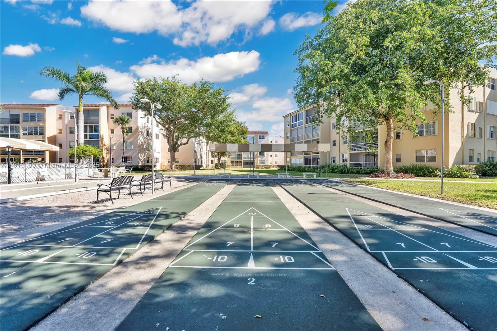 Somerset Condominium #7 · #411 in Lauderdale Lakes - Photo 14