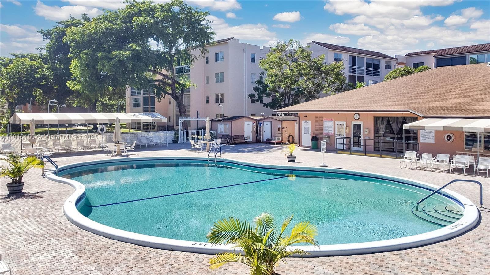 Somerset Condominium #7 · #411 in Lauderdale Lakes - Photo 11