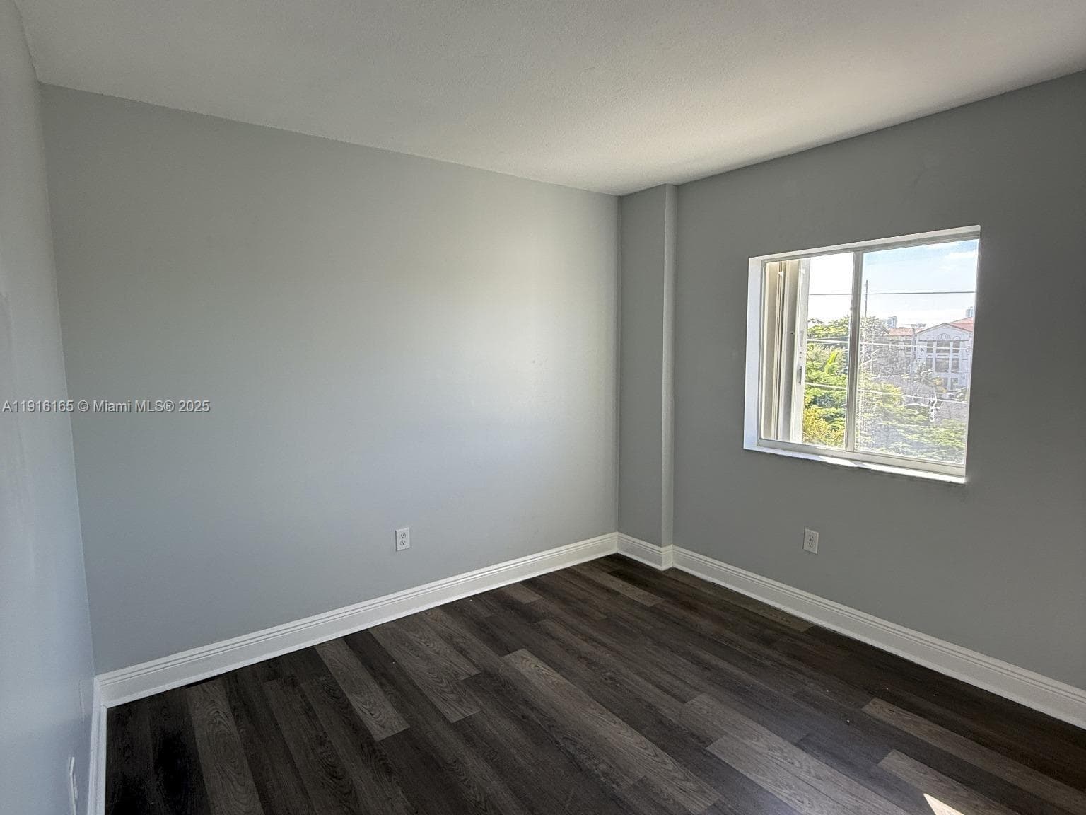 RIVER BREEZE CONDO · #402 in Miami - Photo 12