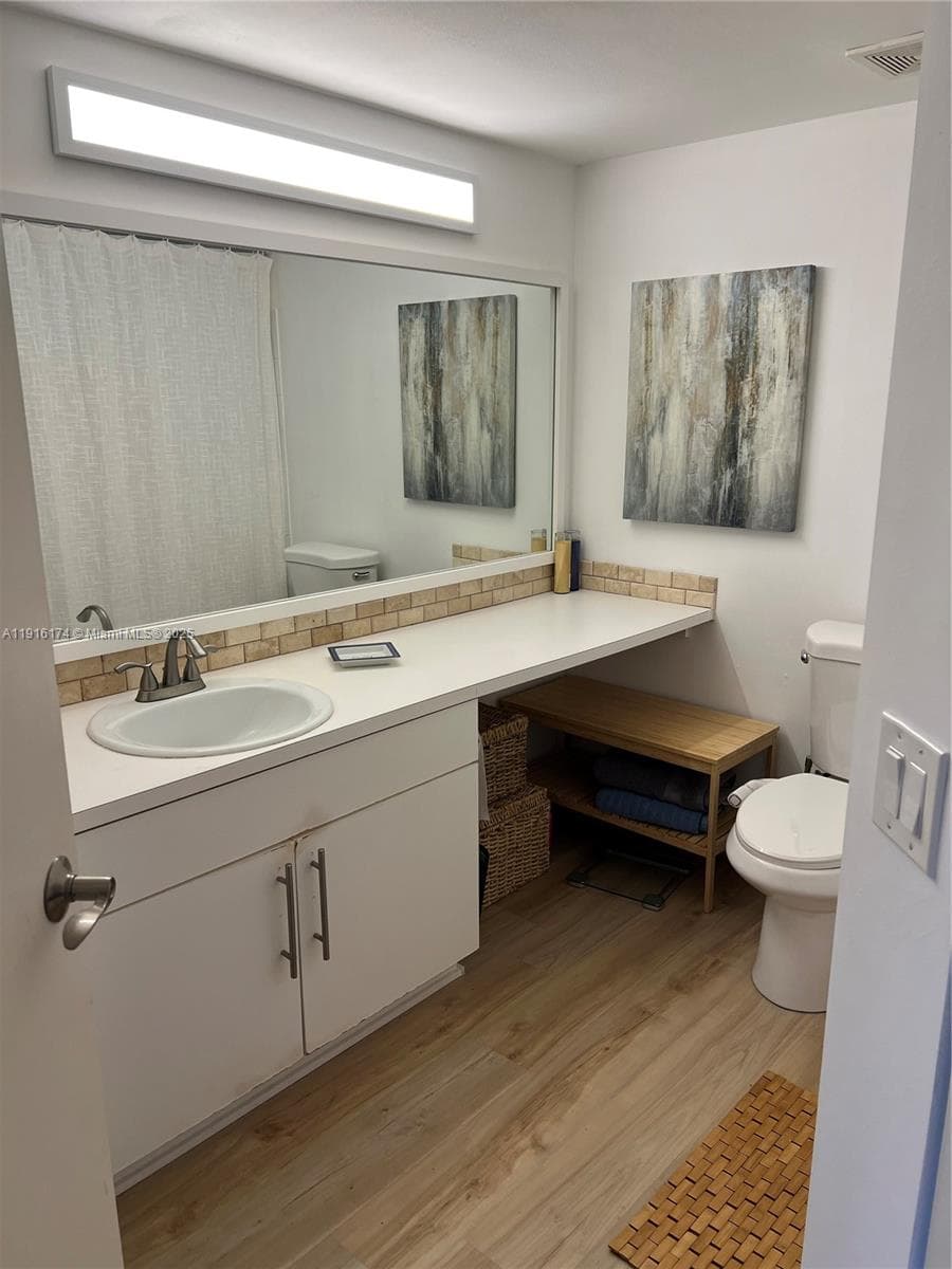 PINEHURST CLUB CONDO · #6-303 in Hollywood - Photo 17