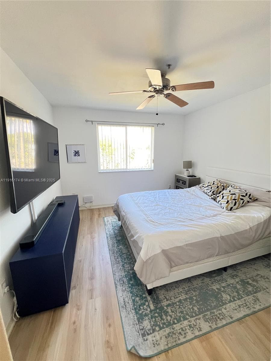 PINEHURST CLUB CONDO · #6-303 in Hollywood - Photo 19