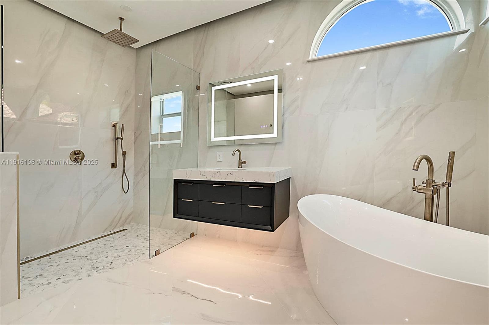 10133 NW 48th Dr photo 27