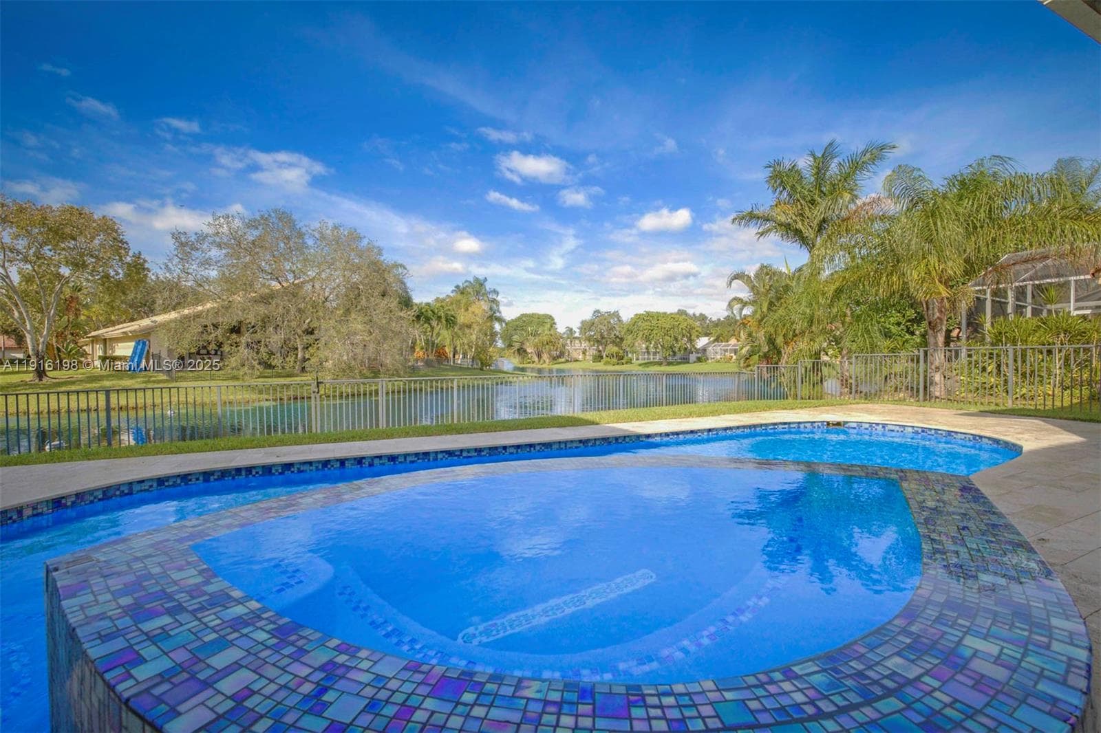 10133 NW 48th Dr photo 42