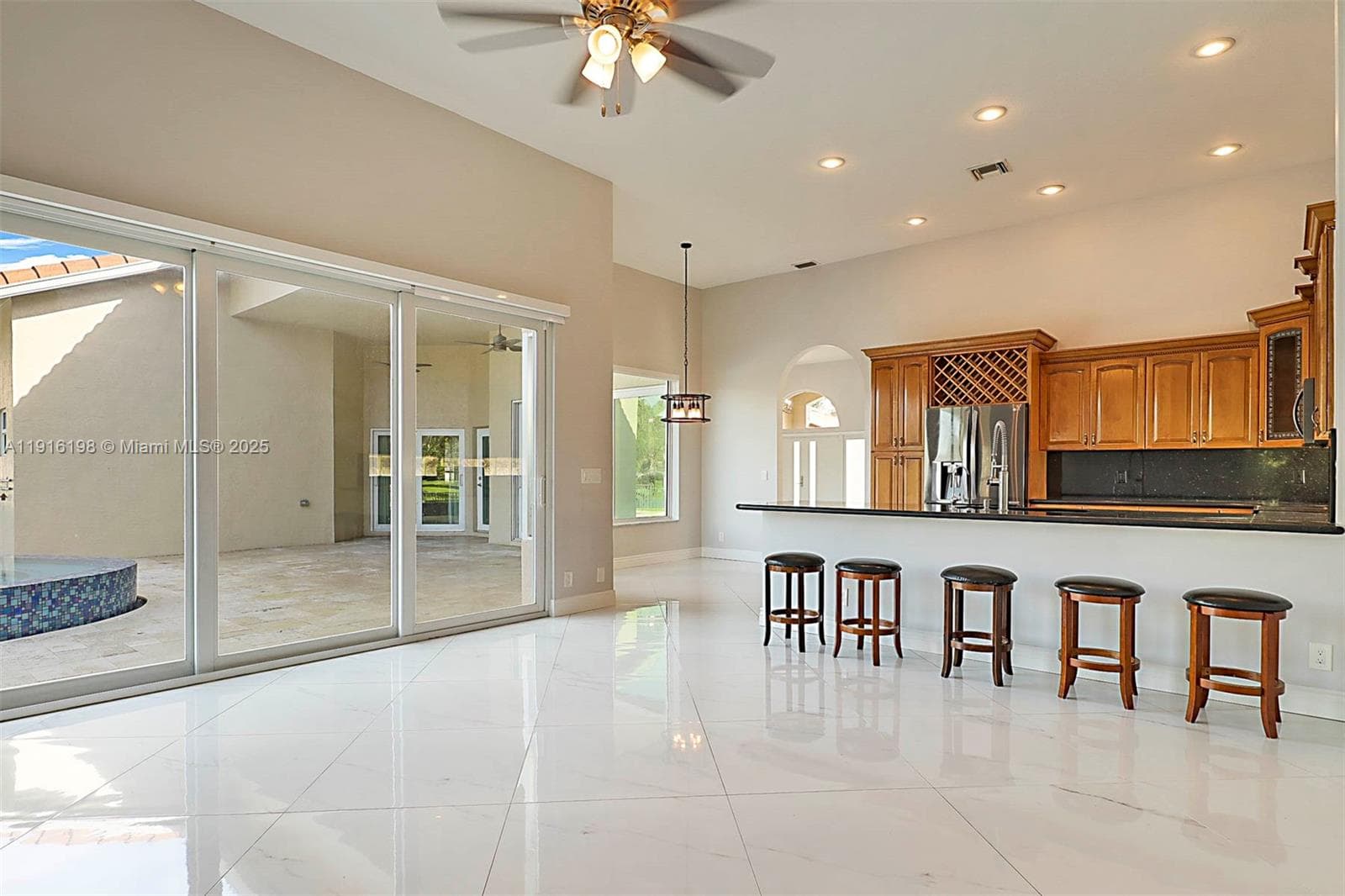 10133 NW 48th Dr photo 20