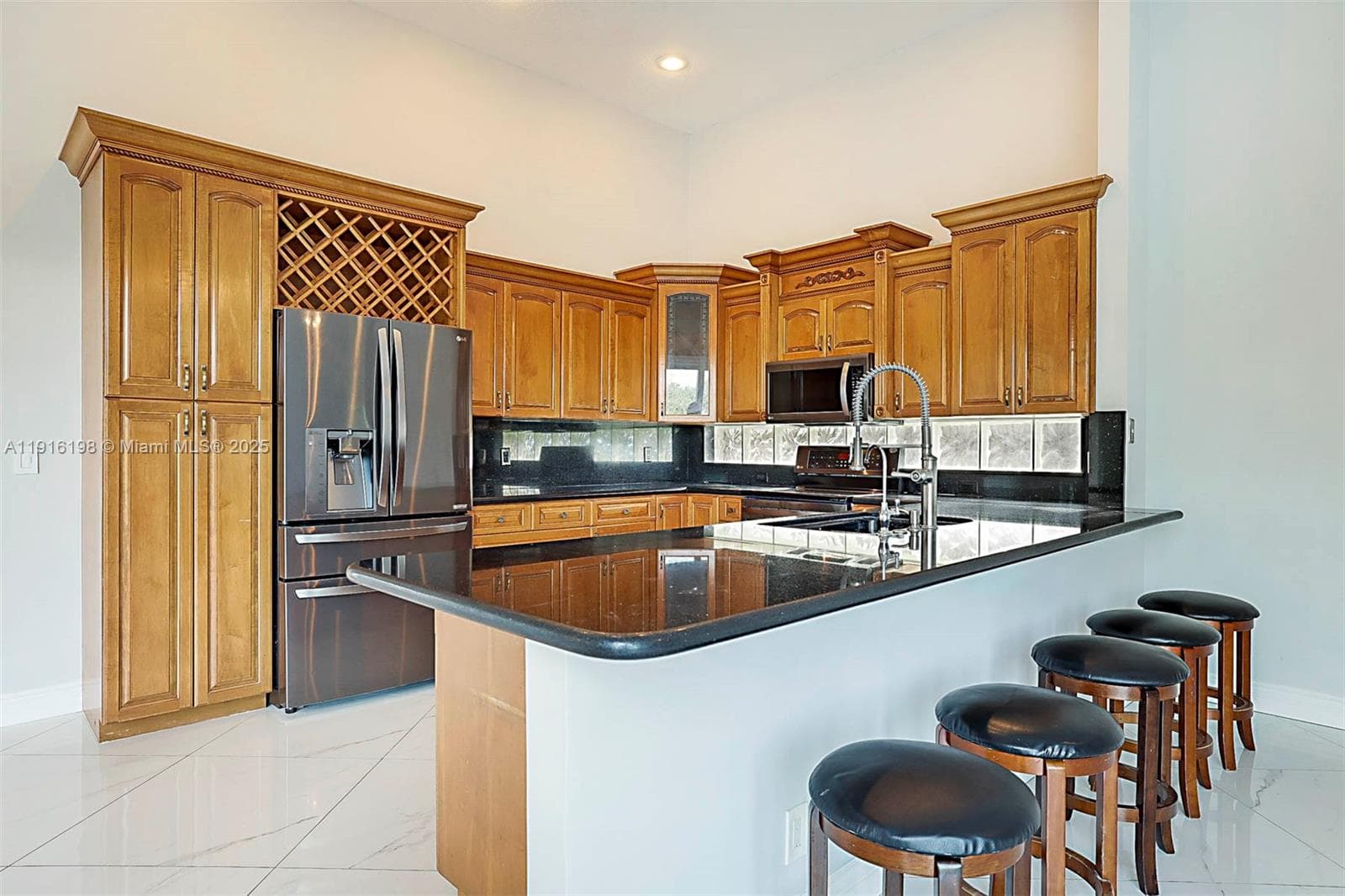 10133 NW 48th Dr photo 14