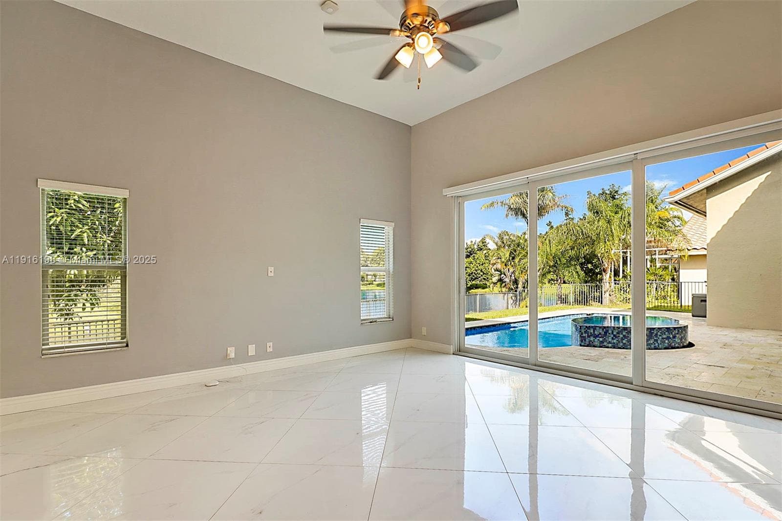 10133 NW 48th Dr photo 21