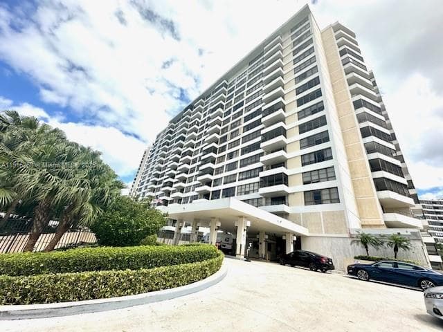 OLYMPUS CONDO PHASE · #1514 in Hallandale Beach - Photo 34
