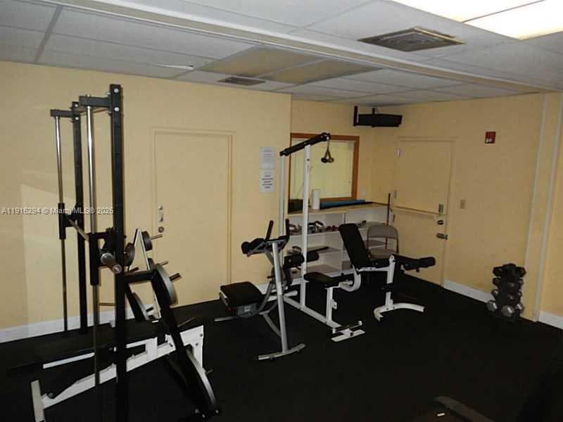 Home Tower · #10G in Hollywood - Photo 20
