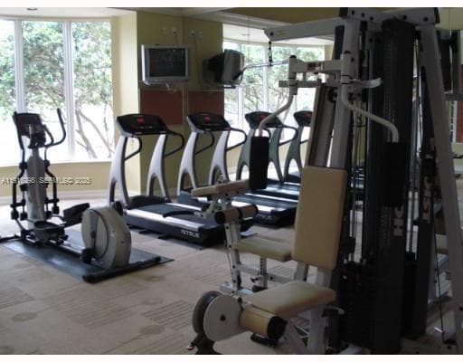 PINEHURST CLUB CONDO · #3-206 in Hollywood - Photo 16